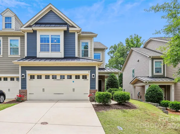 237 Butterfly Pl, Fort Mill, SC 29708