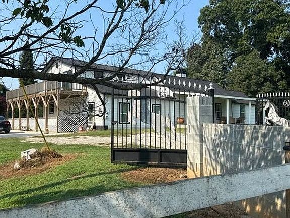 3rd image of 364 Rogers Church Rd