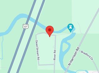 8917 School Rd, Houghton Lake, MI 48629