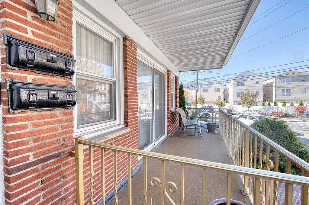3 bed, 1500 sqft, $2,750 — Photo 2