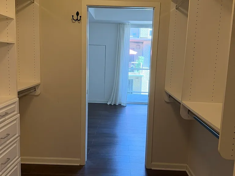 1620 NE Broadway St #517 — Photo 15