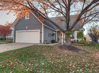 12212 Sagamore Rd, Leawood, KS 66209