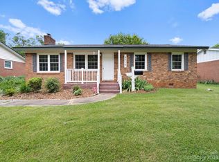 4315 Winedale Ln, Charlotte, NC 28205