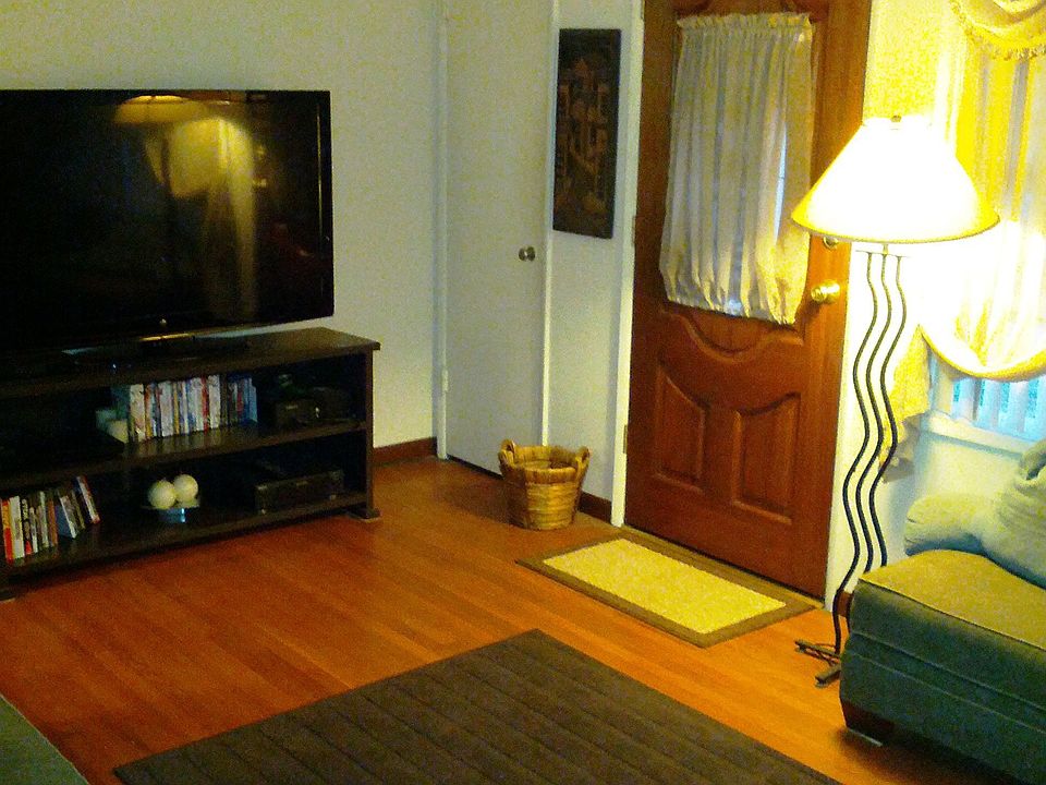 1st image of 14602 Painter Ave