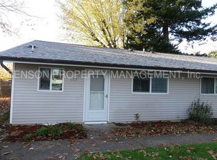 157 NW 15th St, Gresham, OR 97030