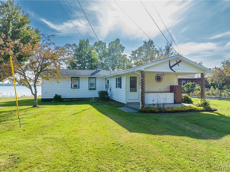 1st image of 11-13 Chipman Ln