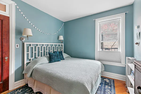 Sold by Compass | media 12