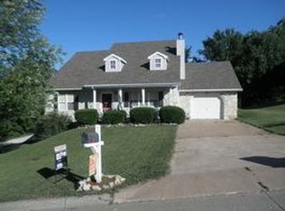 2712 Renns Lake Rd, Jefferson City, MO 65109