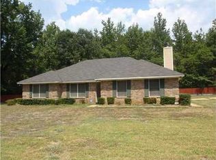 135 Finley Rd, Benton, LA 71006