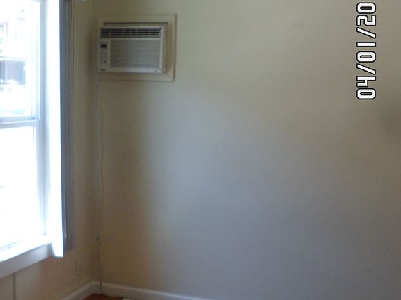 3rd image of 803 S 1st Ave