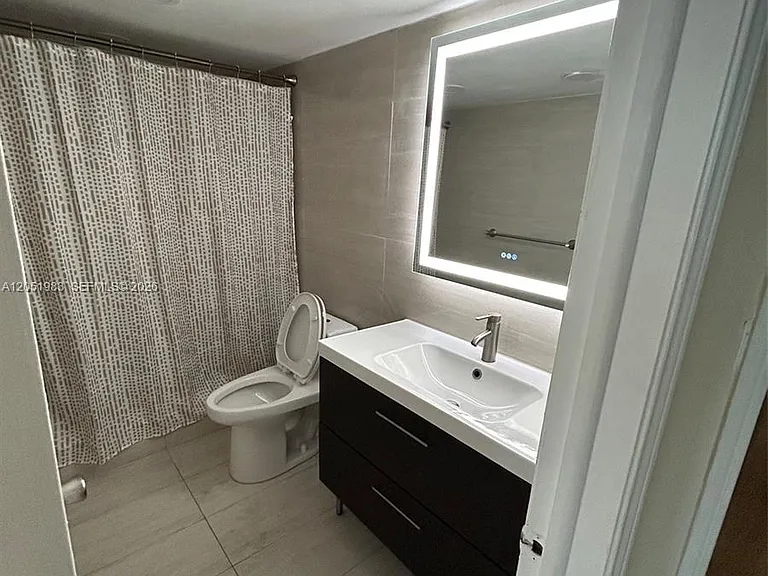 9461 Evergreen Pl #303 — Photo 2