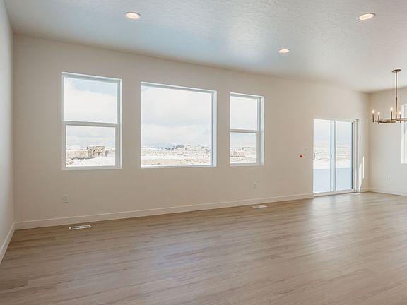 4th image of 1159 E Blackfoot Dr #522