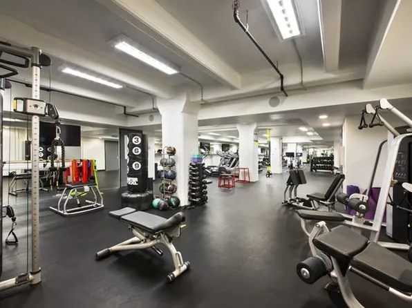 30 Main Street image 14 of 15