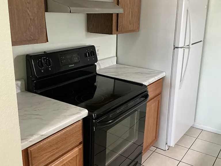 5917 E Norland St #201 — Photo 4