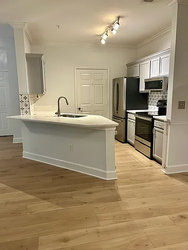 45 Sycamore Ave Photo 1