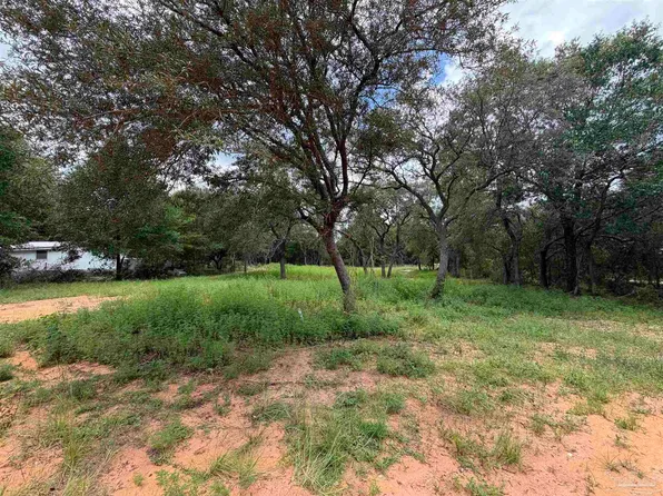 7530 Blackjack Cir, Navarre, FL 32566