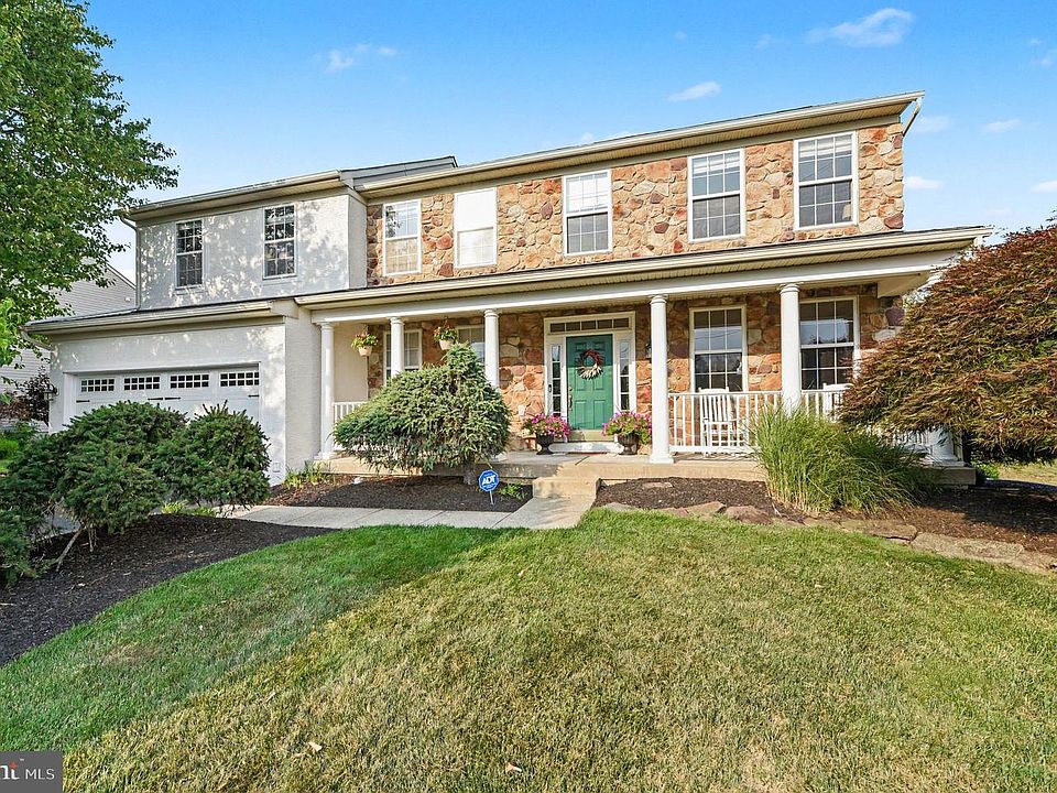 1st image of 203 Crittenden Dr