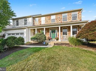 203 Crittenden Dr, Newtown, PA 18940