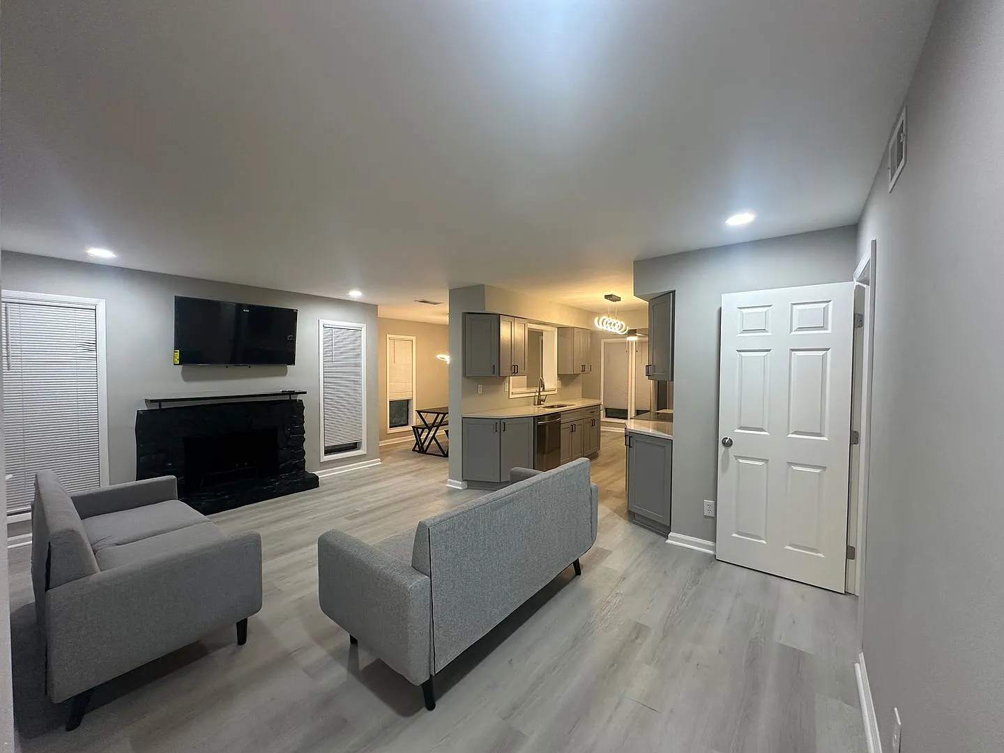 Room in 2 Bedroom Home at Roberts Dr — Photo 2