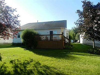 3rd image of 36 Foxtail Ln