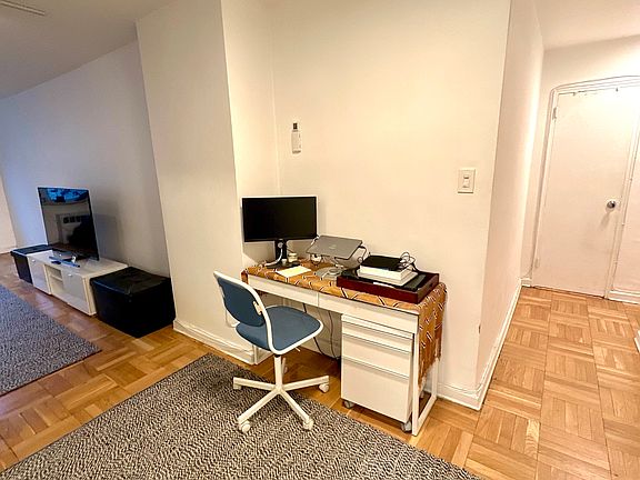 5th image of 415 E 85th St APT 9H