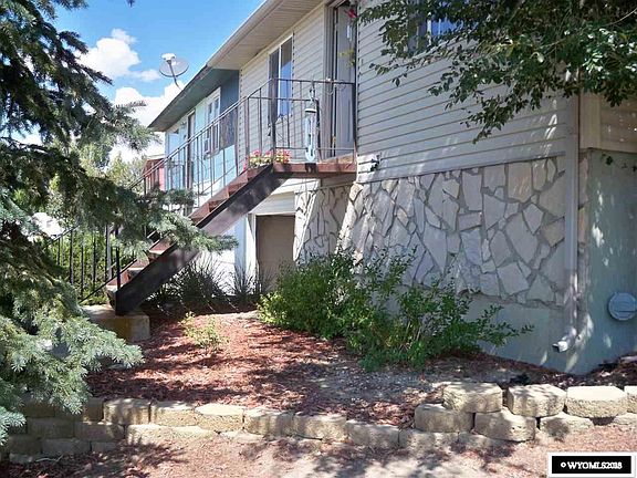 2nd image of 3544B Cleveland Dr