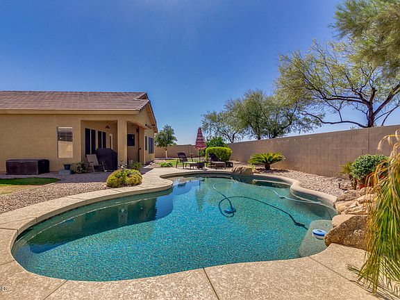 3rd image of 28206 N Quartz Dr