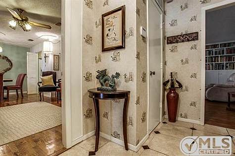 5th image of 1516 Willis Ln
