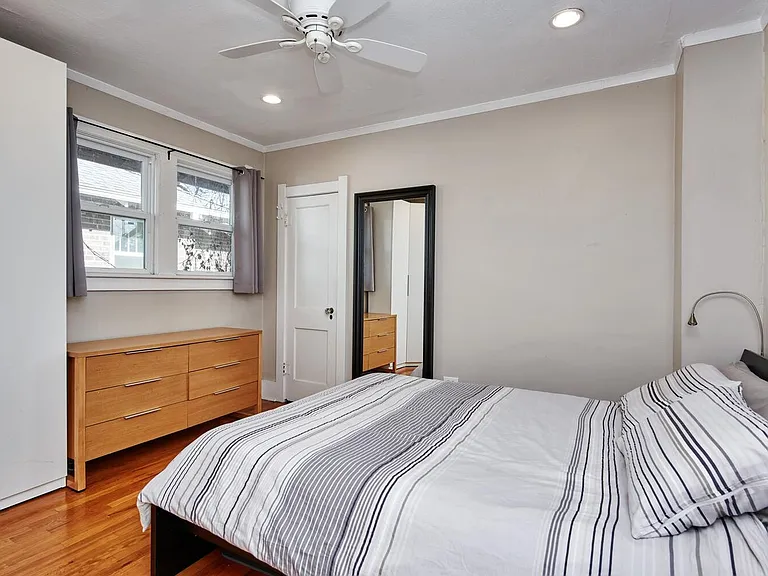 2308 Grape St — Photo 13