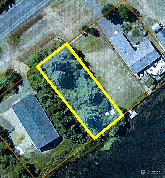 2nd image of 546 Point Brown Avenue SE