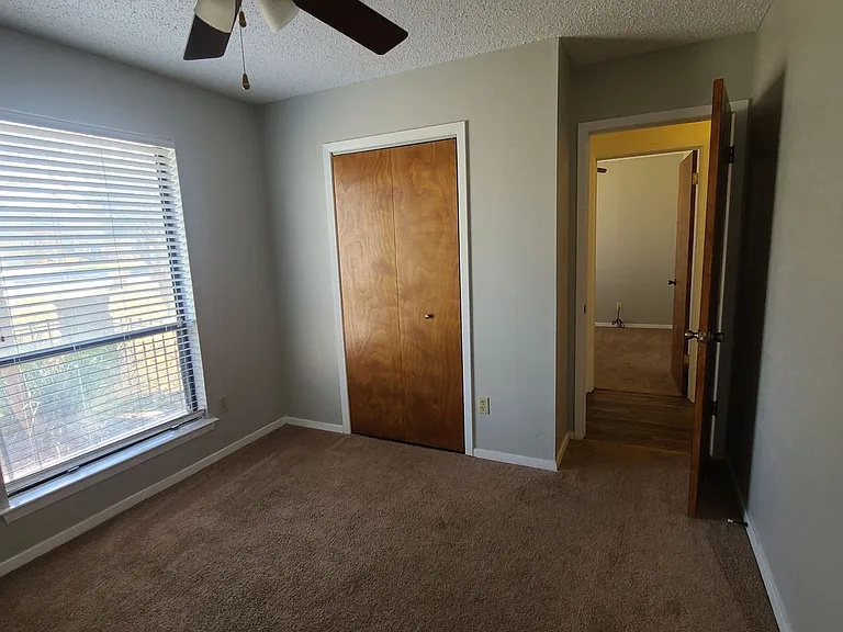 13112 Lamplight Village Ave — Photo 20