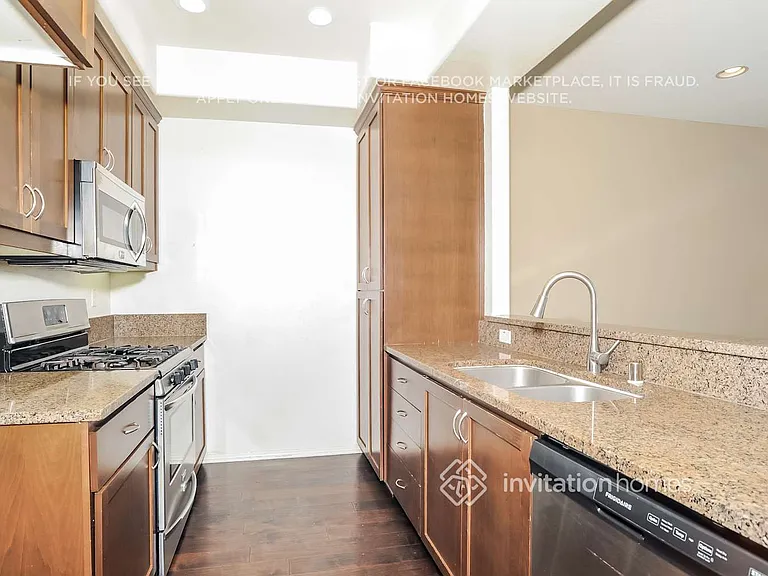 9610 Cherry Hill St — Photo 8