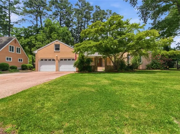 508 Bartell Dr, Chesapeake, VA 23322