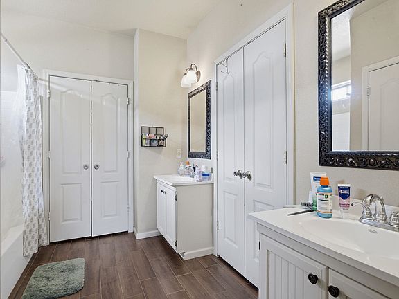 3rd image of 5781 Amoco Rd