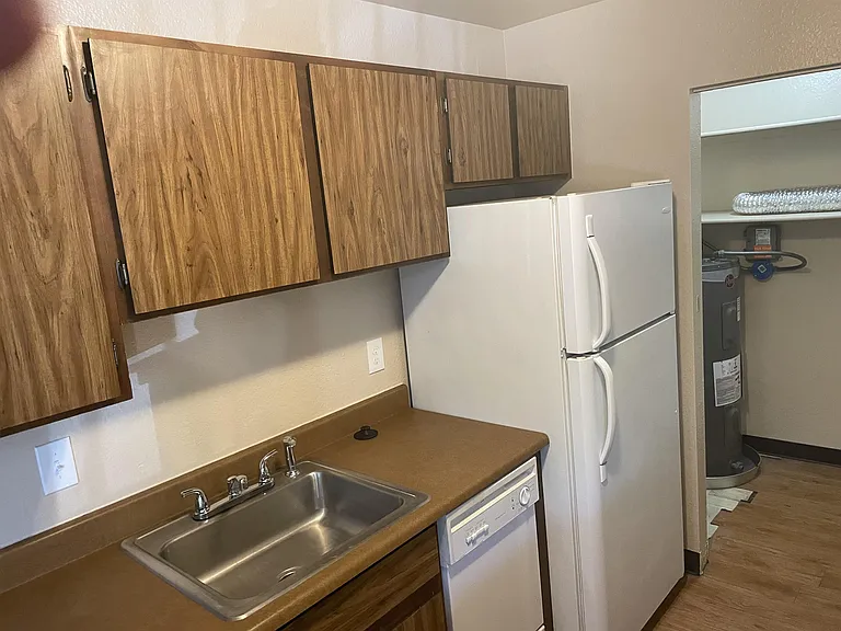 4501 Boardwalk Dr E #L-L-3 — Photo 12