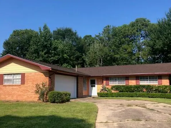 7 Wingate Dr, Gulfport, MS 39503