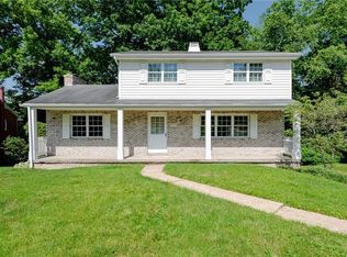 115 Saint Andrews Cir, McKeesport, PA