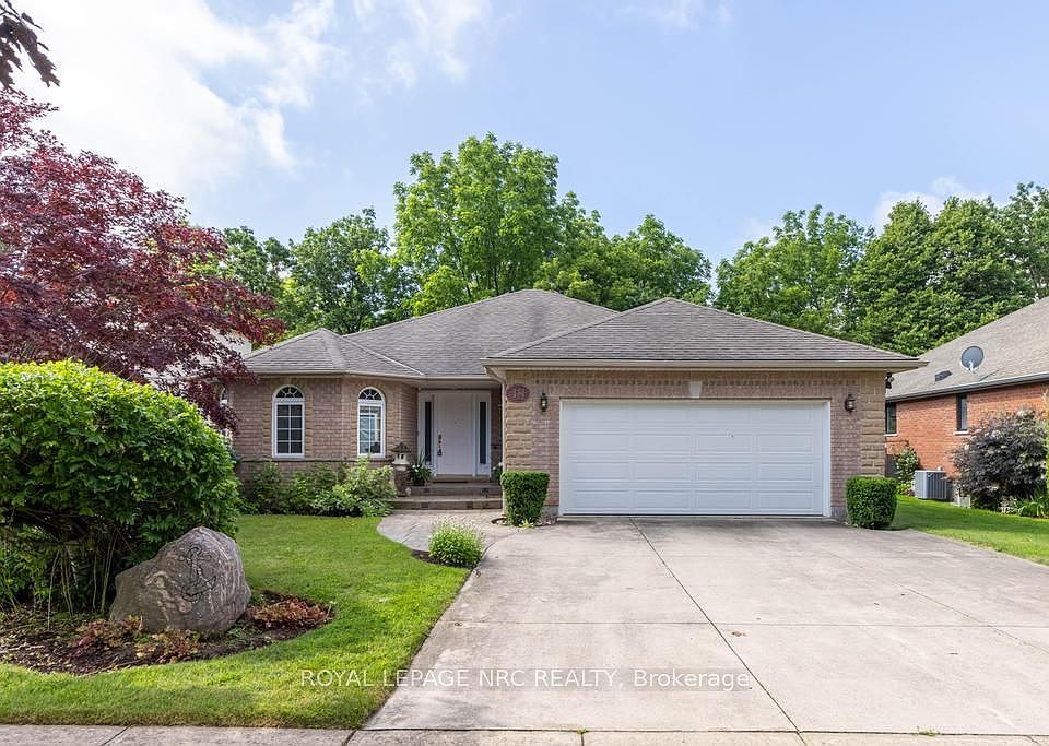1st image of 18 Harmony Dr