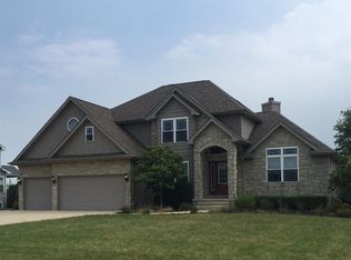194 Appaloosa Ln, Valparaiso, IN 46383