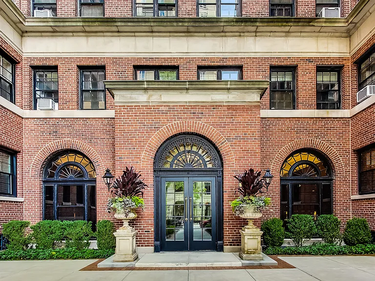 400 W Deming Pl #7K — Photo 1