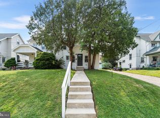 132 Woodbine Rd, Havertown, PA 19083