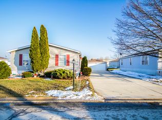22727 S Olympia Dr, Frankfort, IL 60423