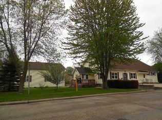 602 W 3rd Ave, Brodhead, WI 53520