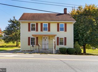 9368 Tomstown Rd, Waynesboro, PA 17268