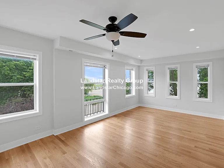 1055 W Pratt Blvd #2A — Photo 1