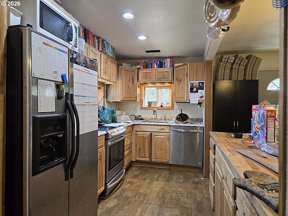 4th image of 130 Whitmore Ln