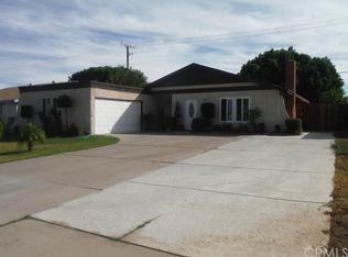 3073 W Spruce St, Rialto, CA 92376