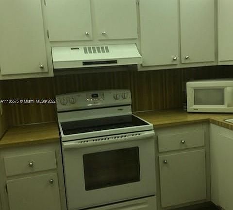 5th image of 919 Hillcrest Dr APT 511