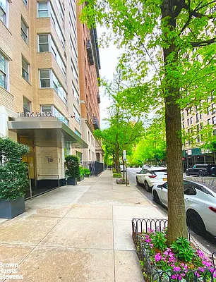Rented by Brown Harris Stevens | media 9