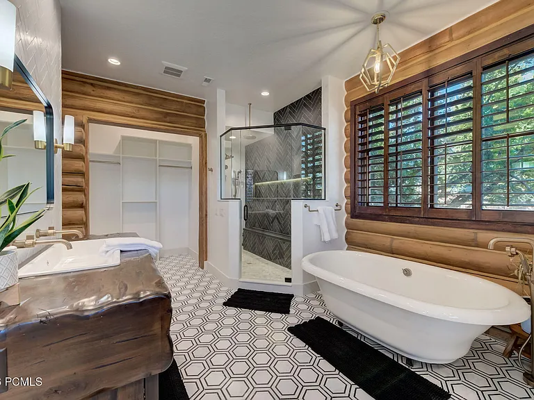 715 Aspen Ln — Photo 36